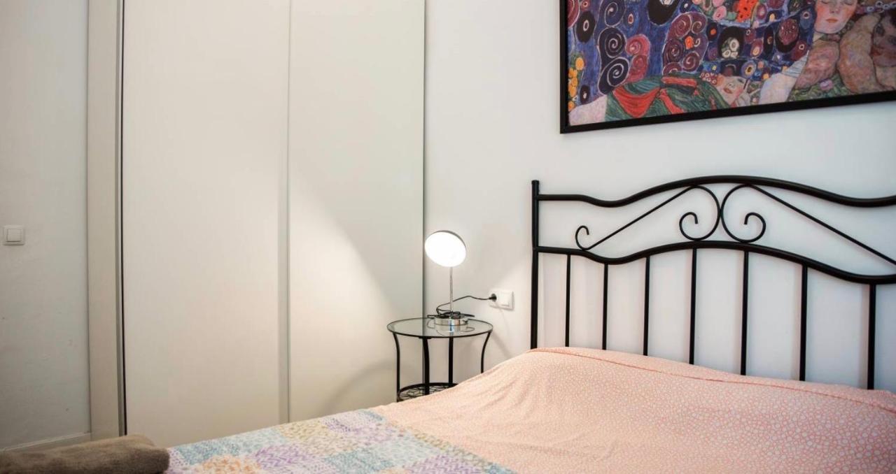 Eixample Apartments - Pova Барселона Экстерьер фото